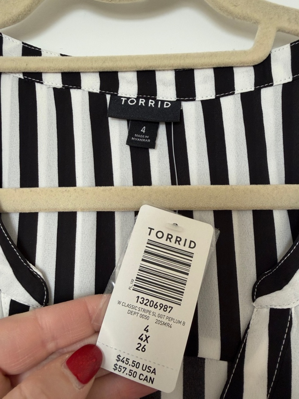 NWT Torrid Black & White Vertical Stripe Tie-Front Blouse - Picture 2 of 4